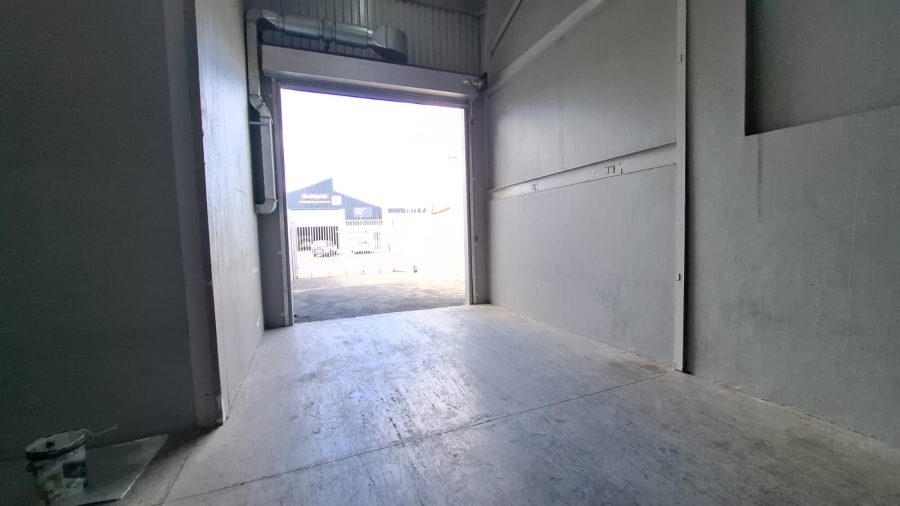 To Let commercial Property for Rent in Brackenfell Central Western Cape